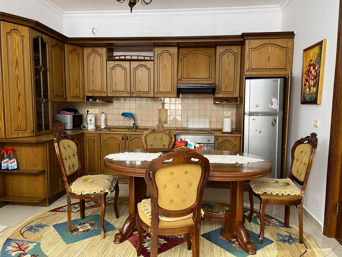 Entire Apartment Castle View Берат Екстериор снимка